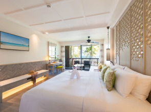 Katathani Phuket Beach Resort