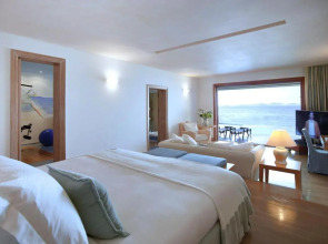 Grand Resort Lagonissi