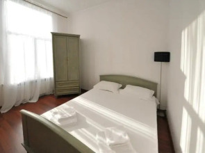 Апартаменты Рено