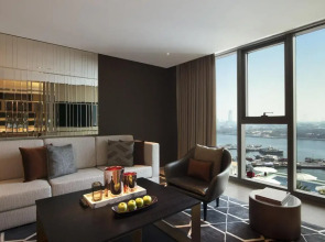 Al Bandar Rotana – Creek