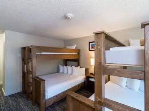 Yavapai Lodge - West & East