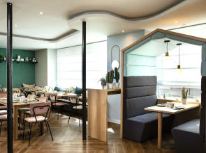 Hôtel Eiffel Saint Charles