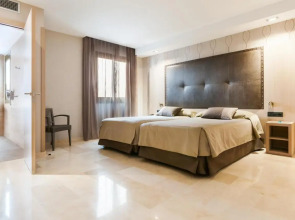 Отель Gran Barcino 