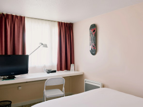 greet Hotel Versailles - Voisins Le Bretonneux