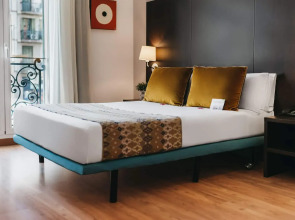 Отель Oriente Atiram