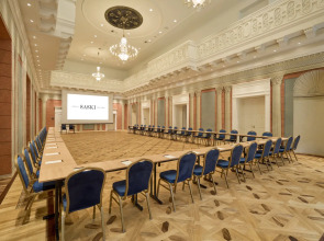 Hotel Saski Krakow, Curio Collection by Hilton