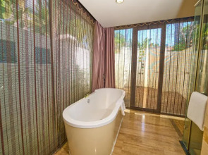 Grand Metropark Villa Resort Sanya Yalong Bay