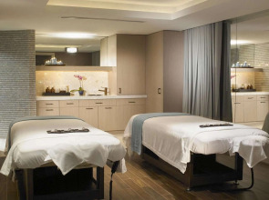 The Palms Hotel & Spa