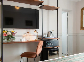 Hotel de la Porte Dorée