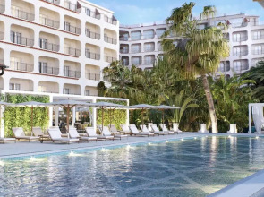 Отель Delta Hotels by Marriott Giardini Naxos