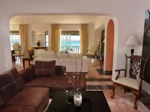 Casa Turquesa - Near Luxury Avenue Shopping Mall