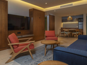 Hilton Cancun Mar Caribe All-Inclusive Resort