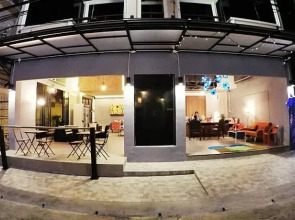 Отель Sea Front Home