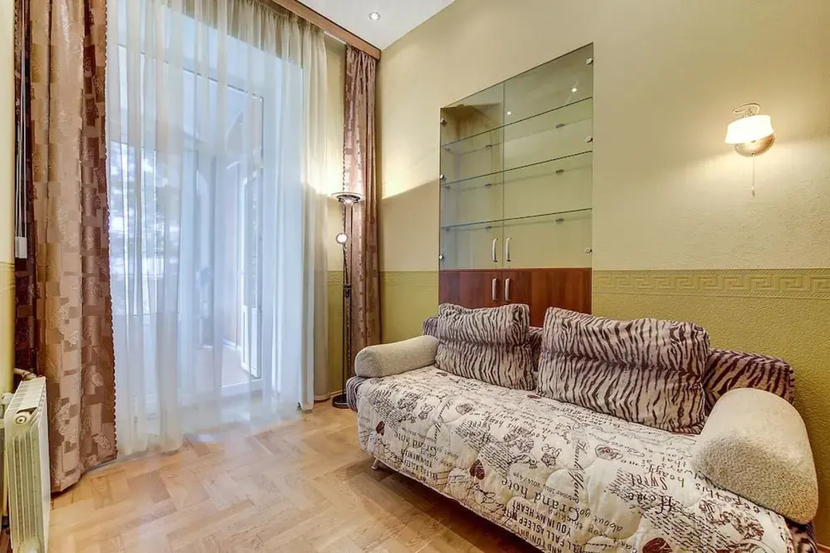 FlatStar on Nevsky 27