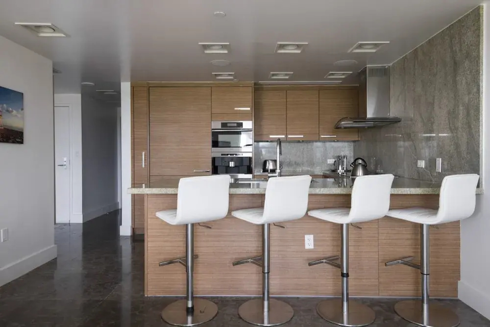 Luxury-Prime-2BR-Condo On Ocean Drive