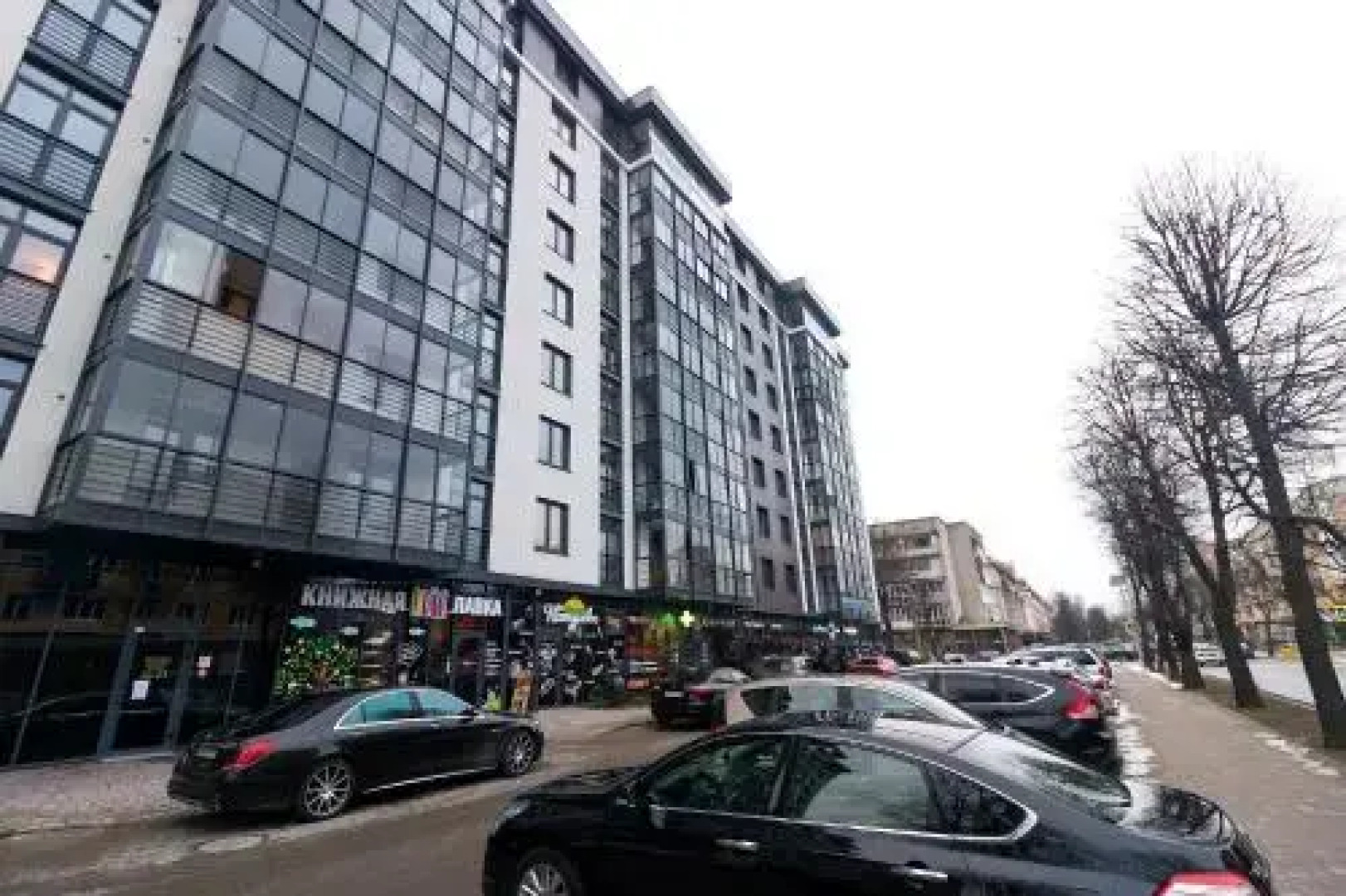 Apart39 on Leonova 55