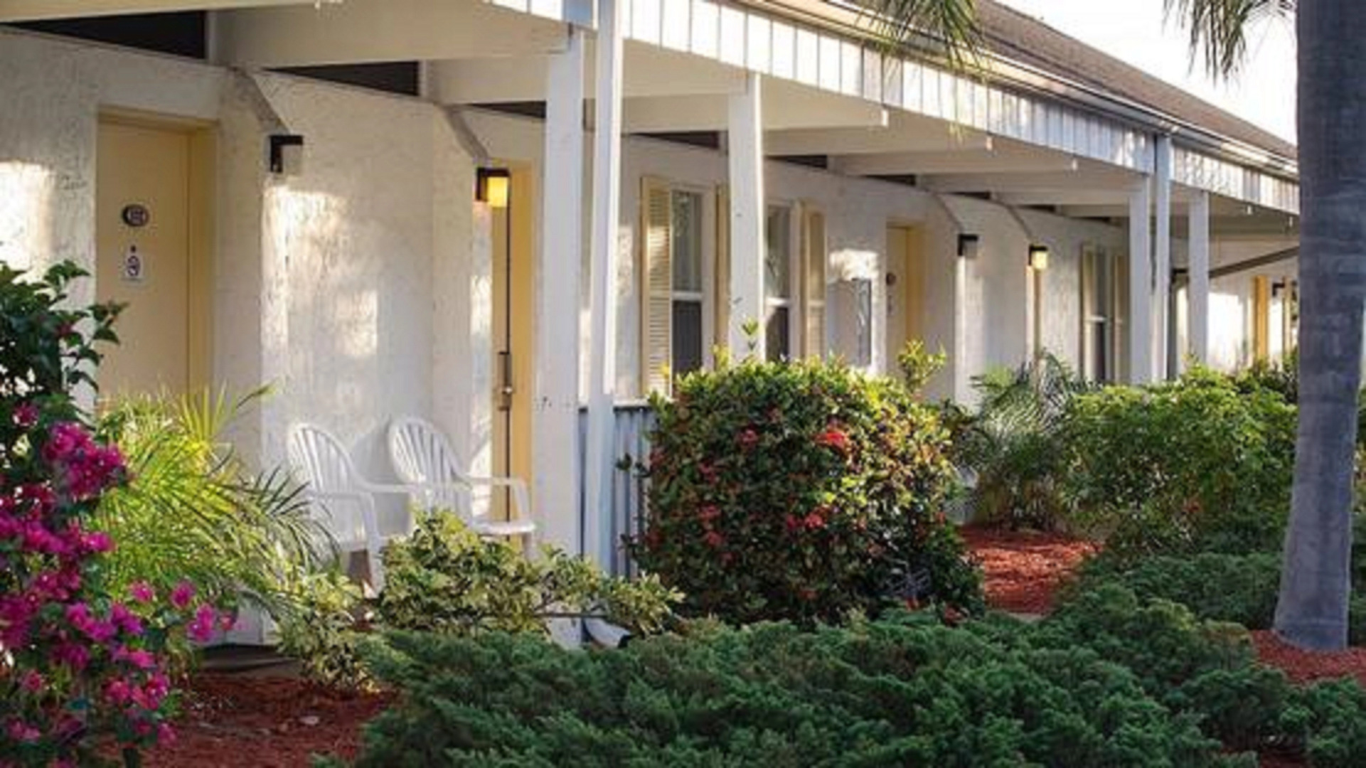 Outrigger Beach Resort