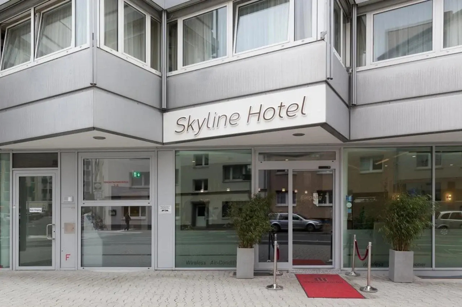 Skyline Hotel