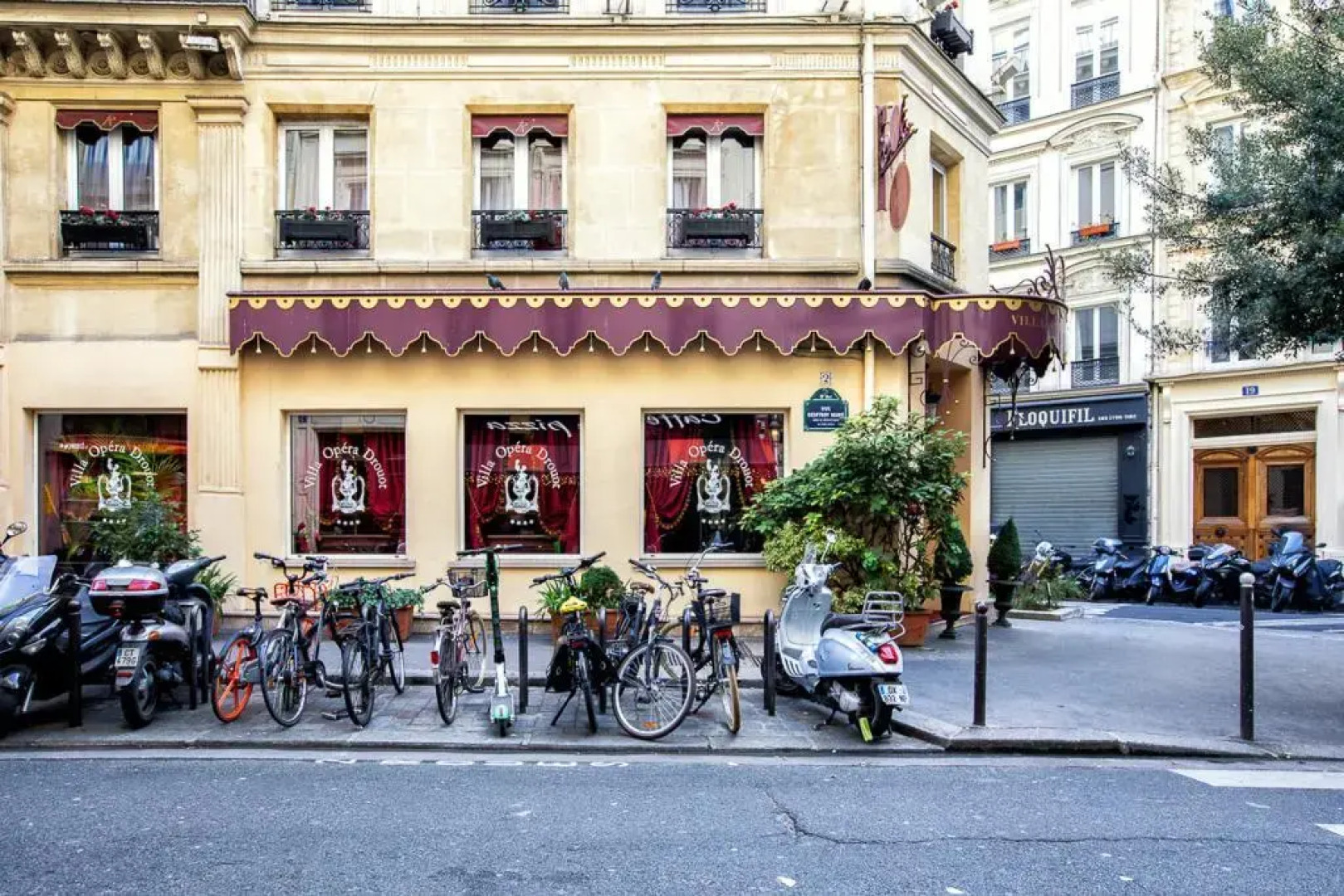 Le Monsieur by Sweett