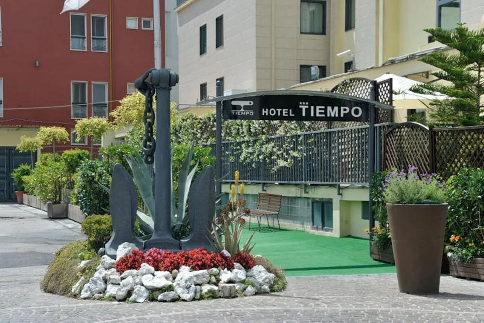 Hotel Tiempo