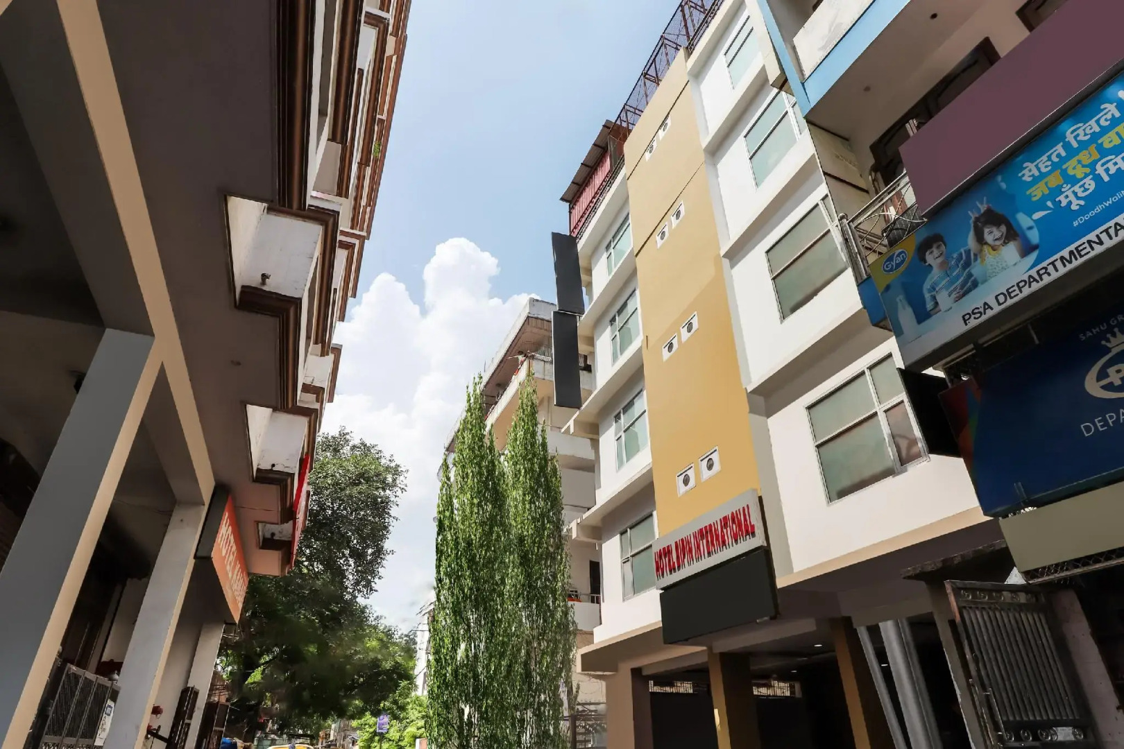 Capital O 60341 Seven Wonders Inn