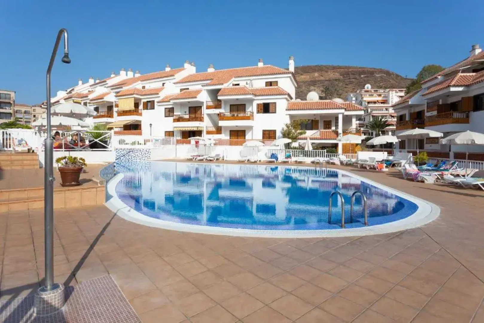 "Las dos terrazas": ático en complejo residencial