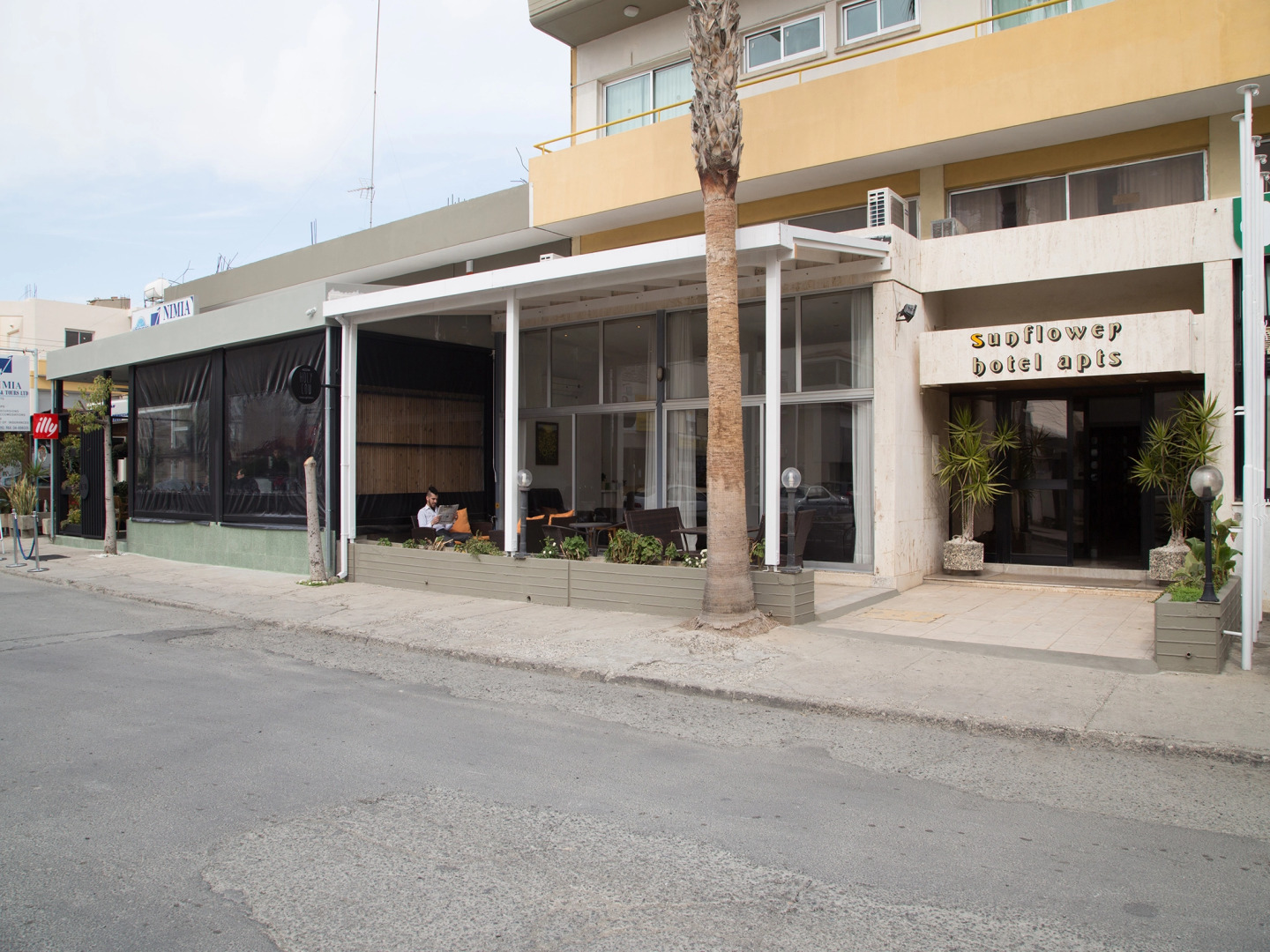 Sunflower Hotel Apartments