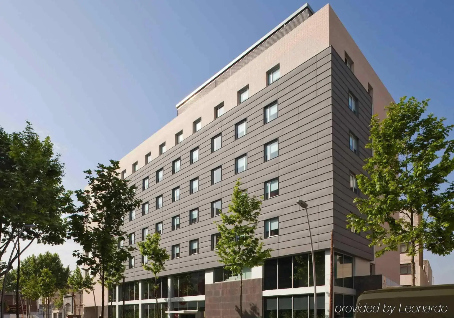 Отель ibis Barcelona Pza Glories 22