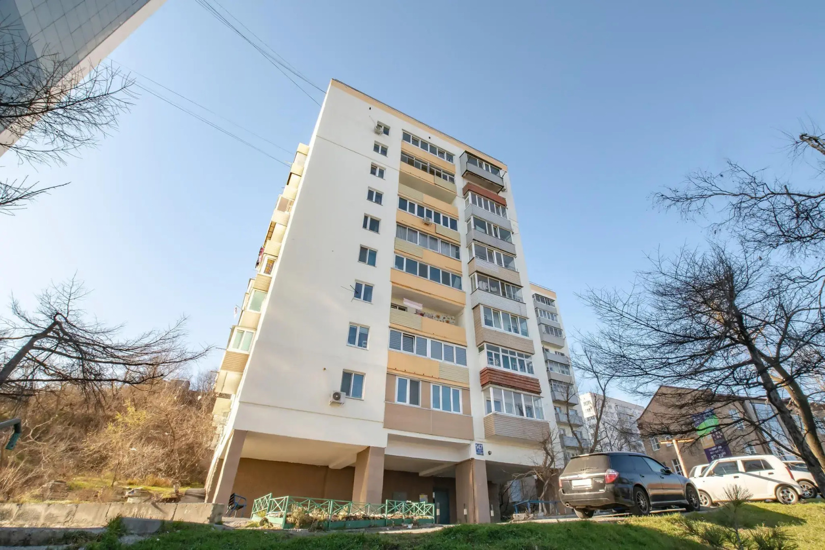 Уютные студии на проспекте 100-летия Владивостока 147