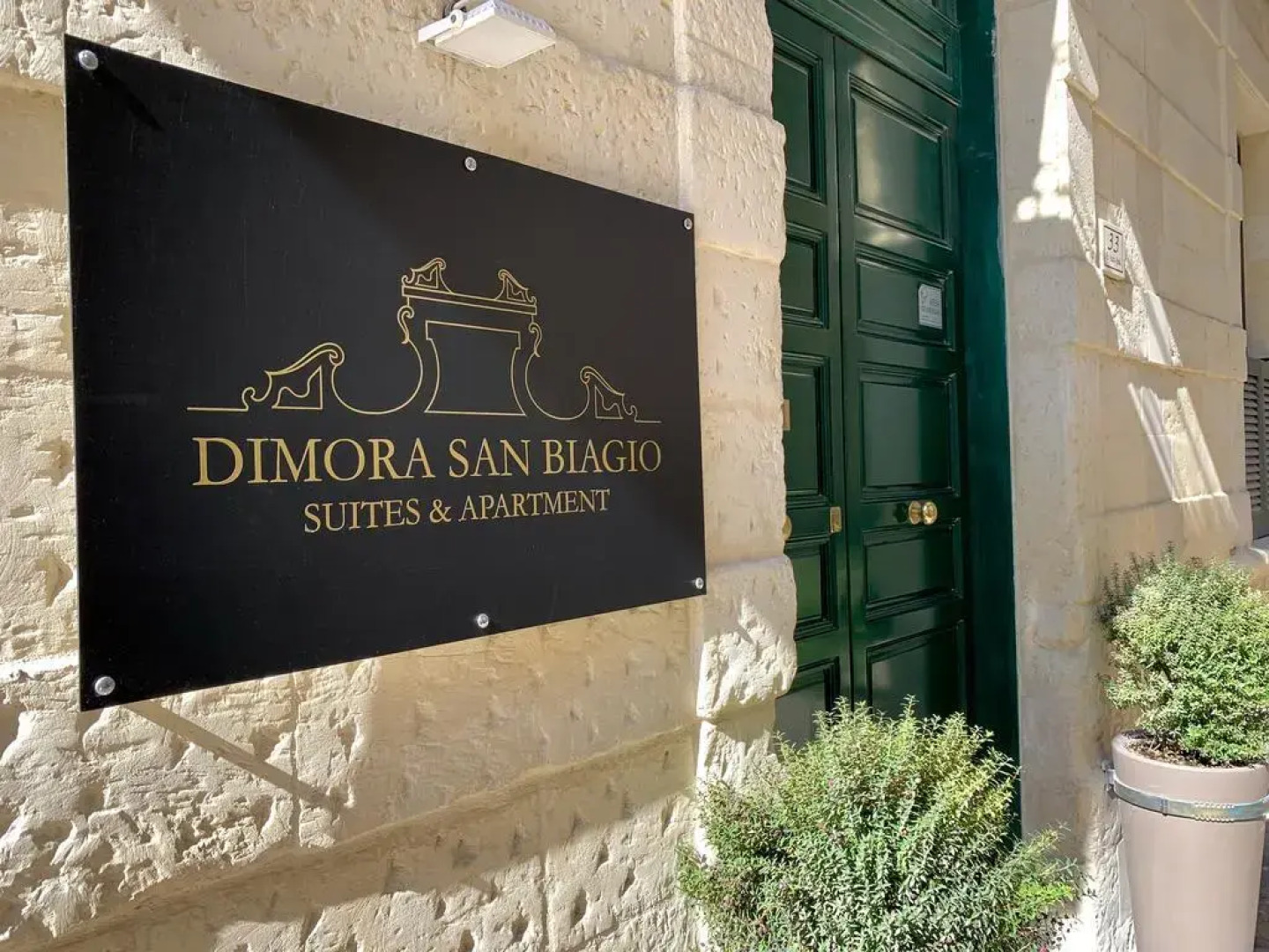 Dimora San Biagio Suites & Apartment