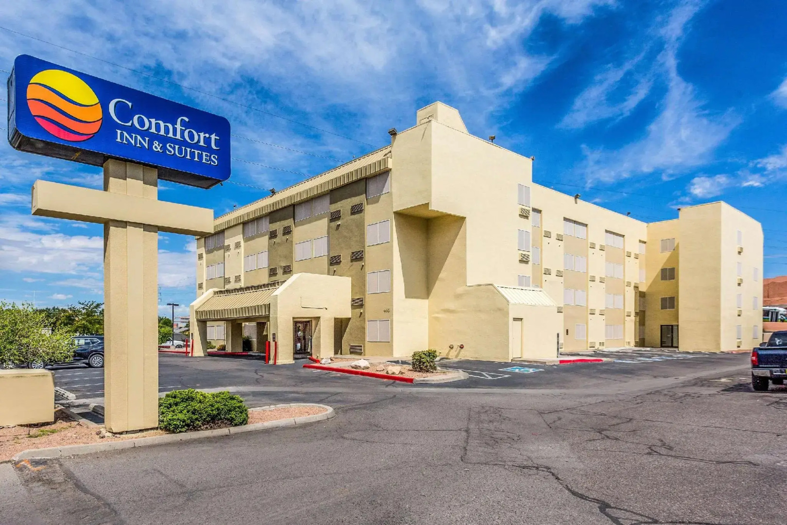 Comfort Inn & Suites Albuquerque Downtown