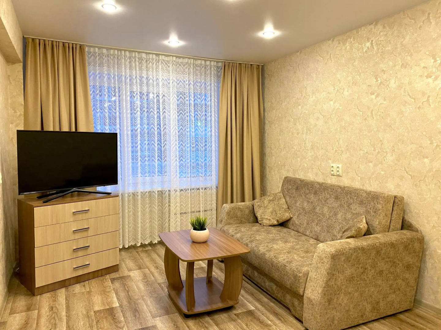 Two Pillows on str. Lenina, bld. 57B