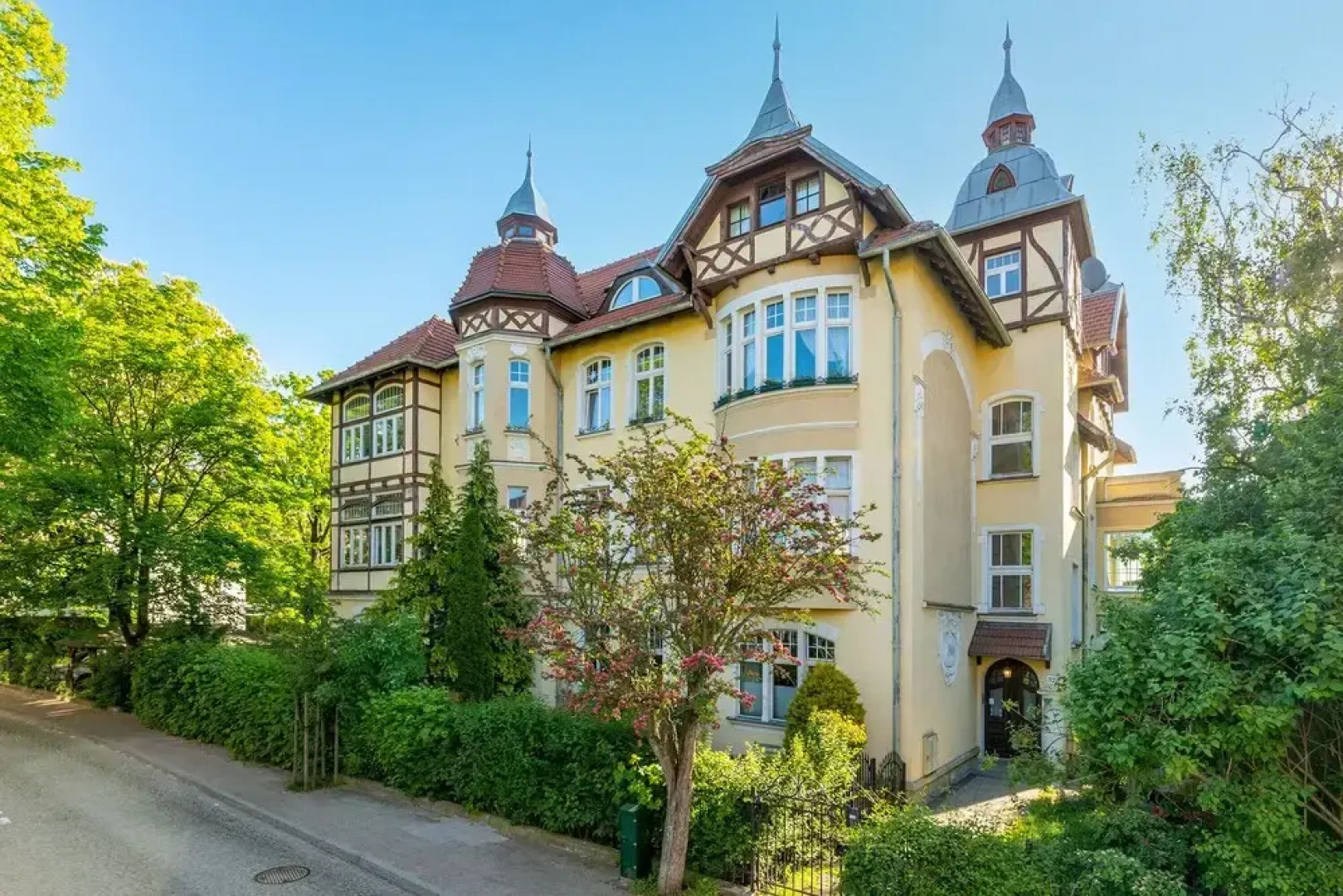 Lion Apartments - Family Stay