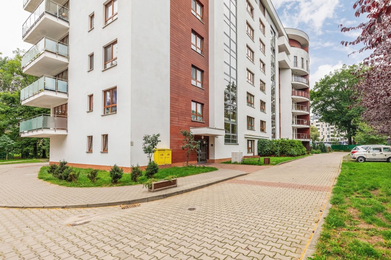 Riverside Deluxe Apartment by Renters