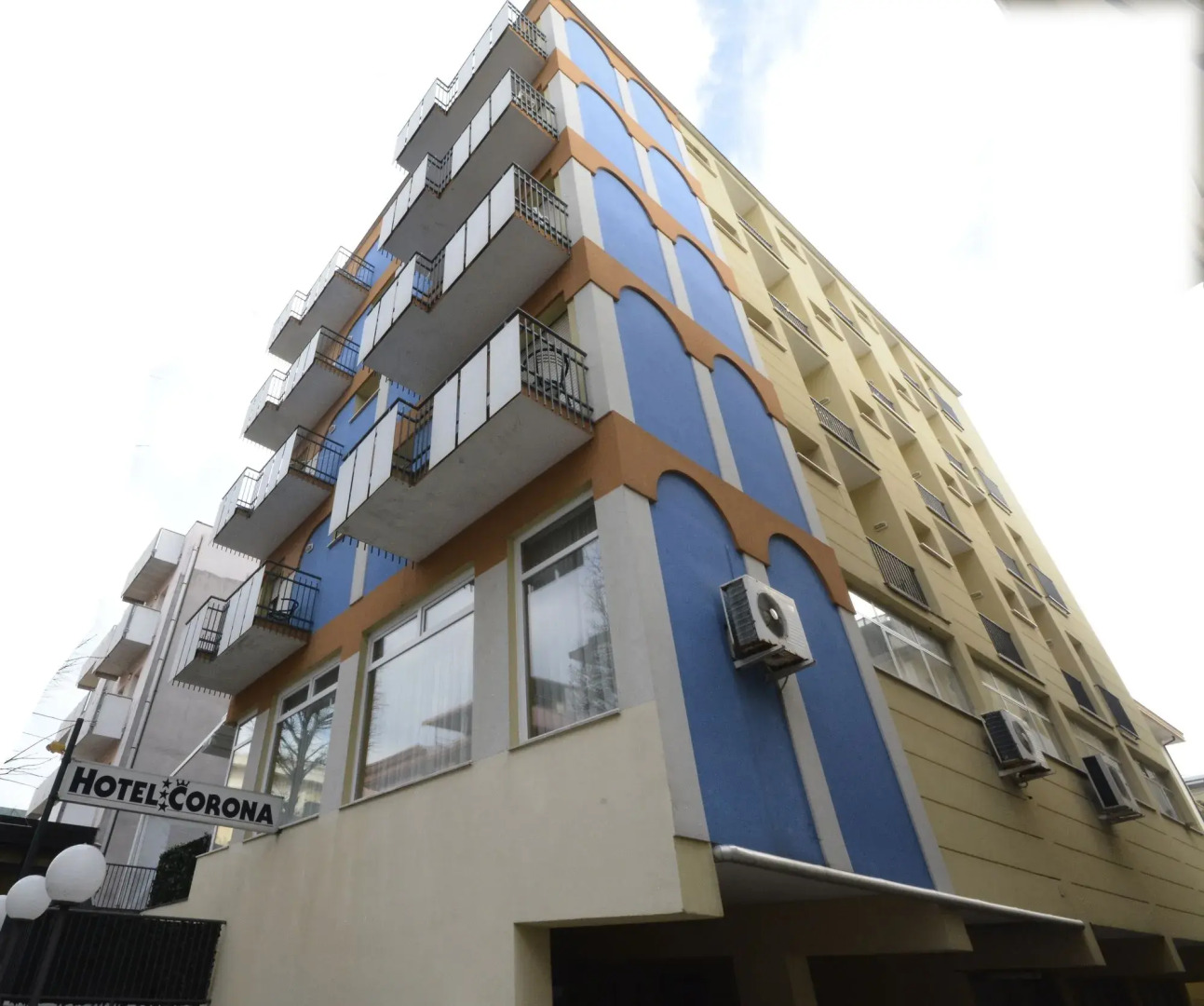 Hotel Corona