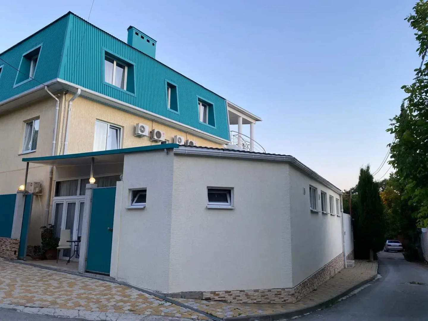 Best Home (Геленджик)