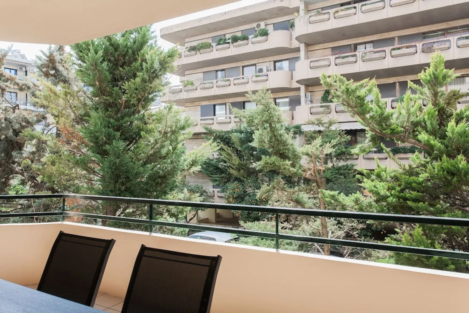 Top-Class 2BR Apartment in Marousi