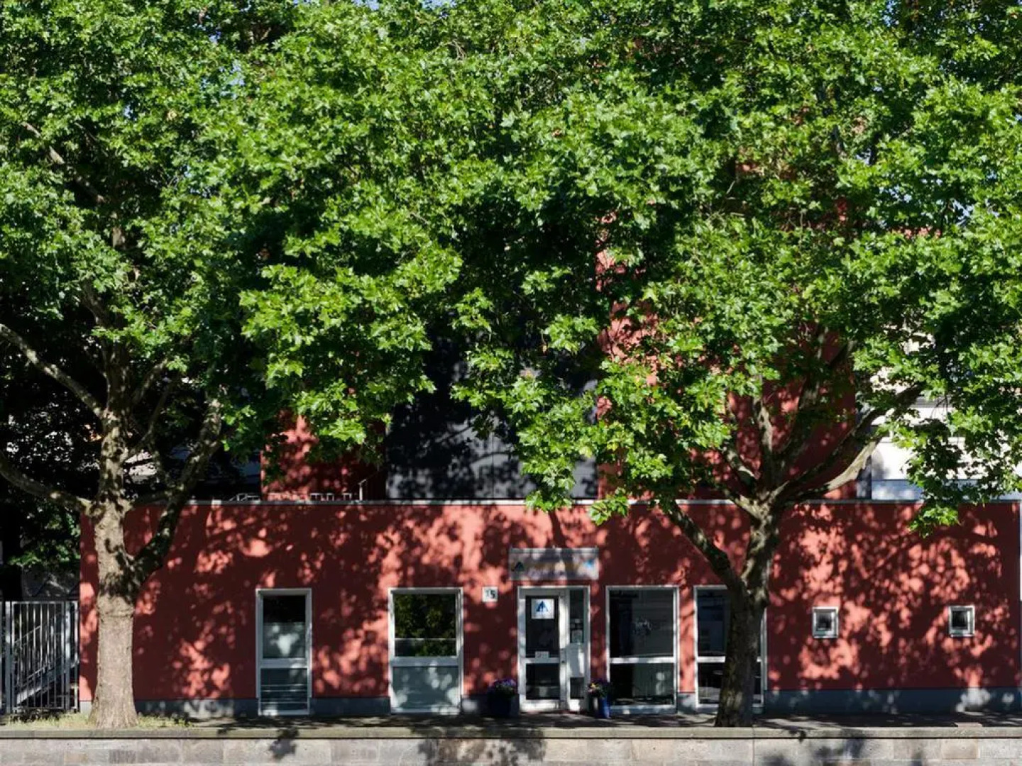 Pathpoint Cologne Backpacker Hostel