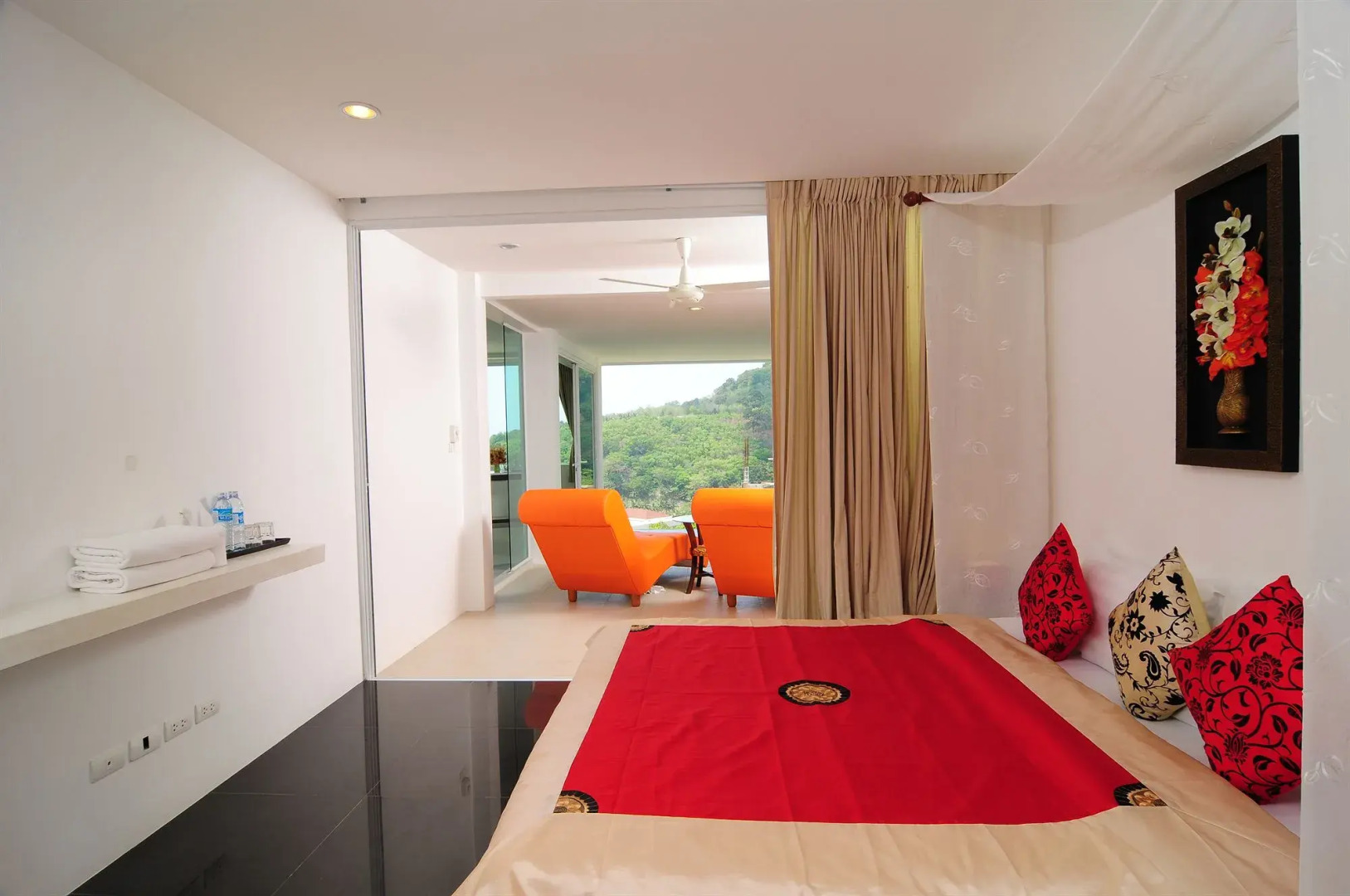 Grand Bleu Ocean View Pool Suite