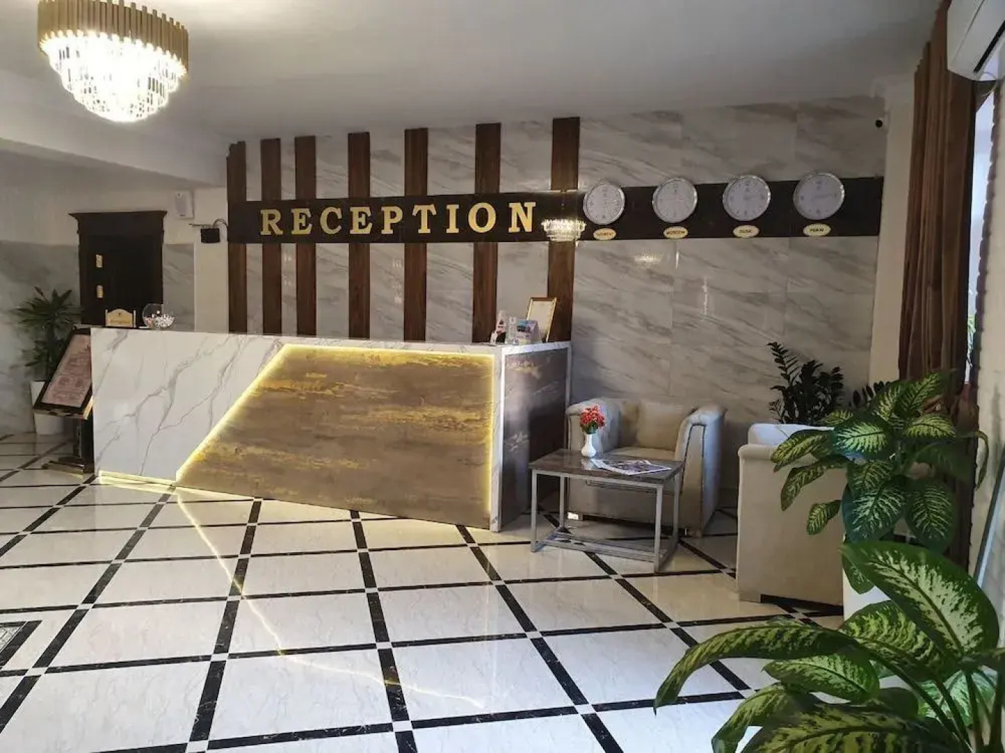 Отель Zarafshan Grand