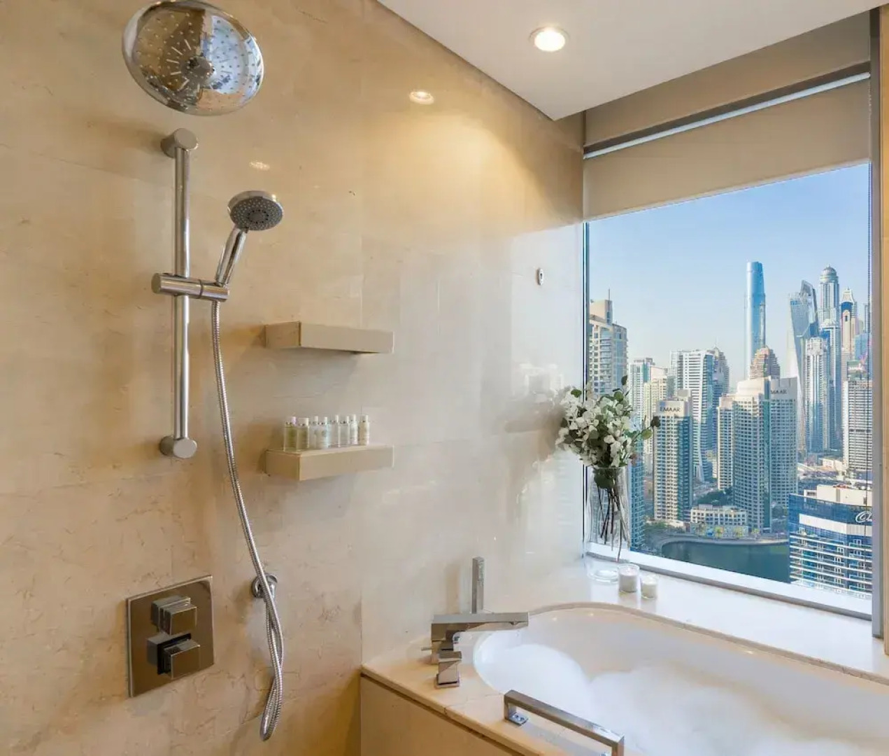 Spectacular Suite JW Marriott Marina