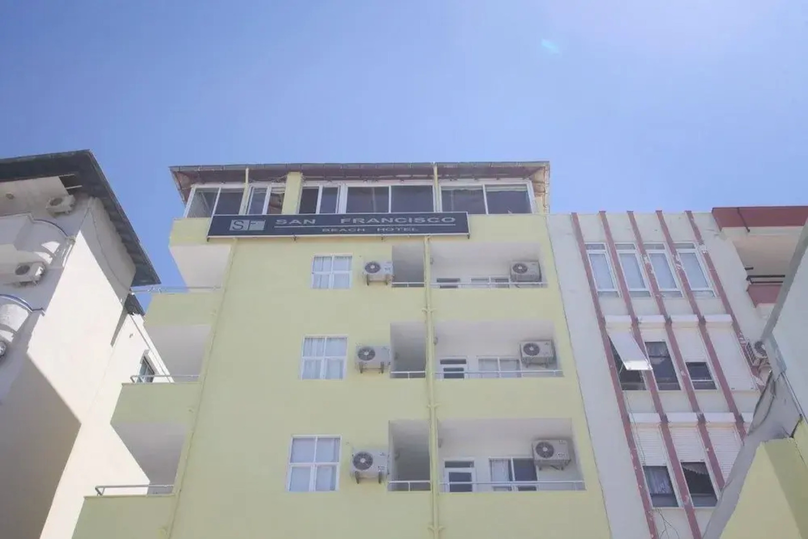 San Francisco Beach Hotel