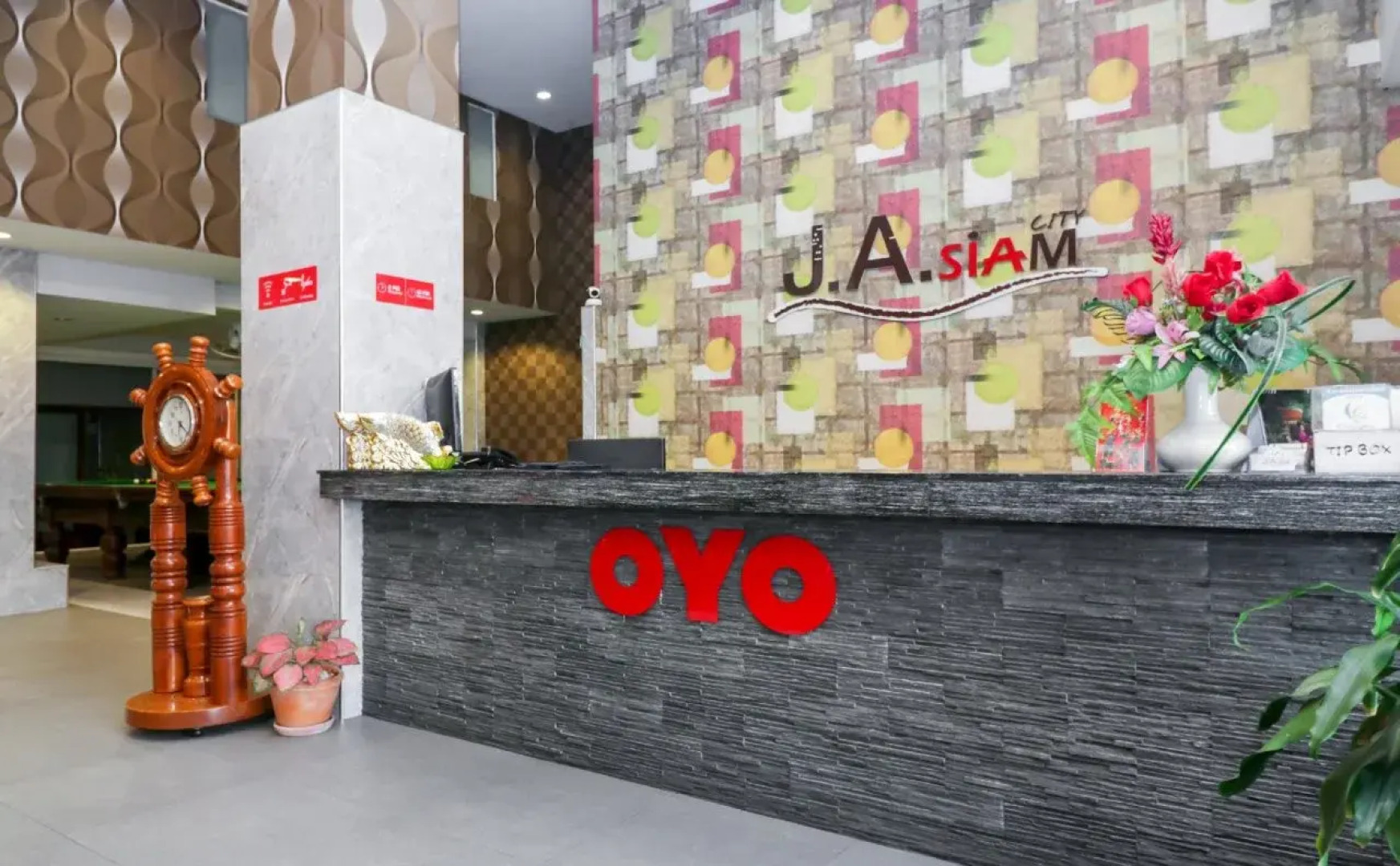 Collection O JA Siam City