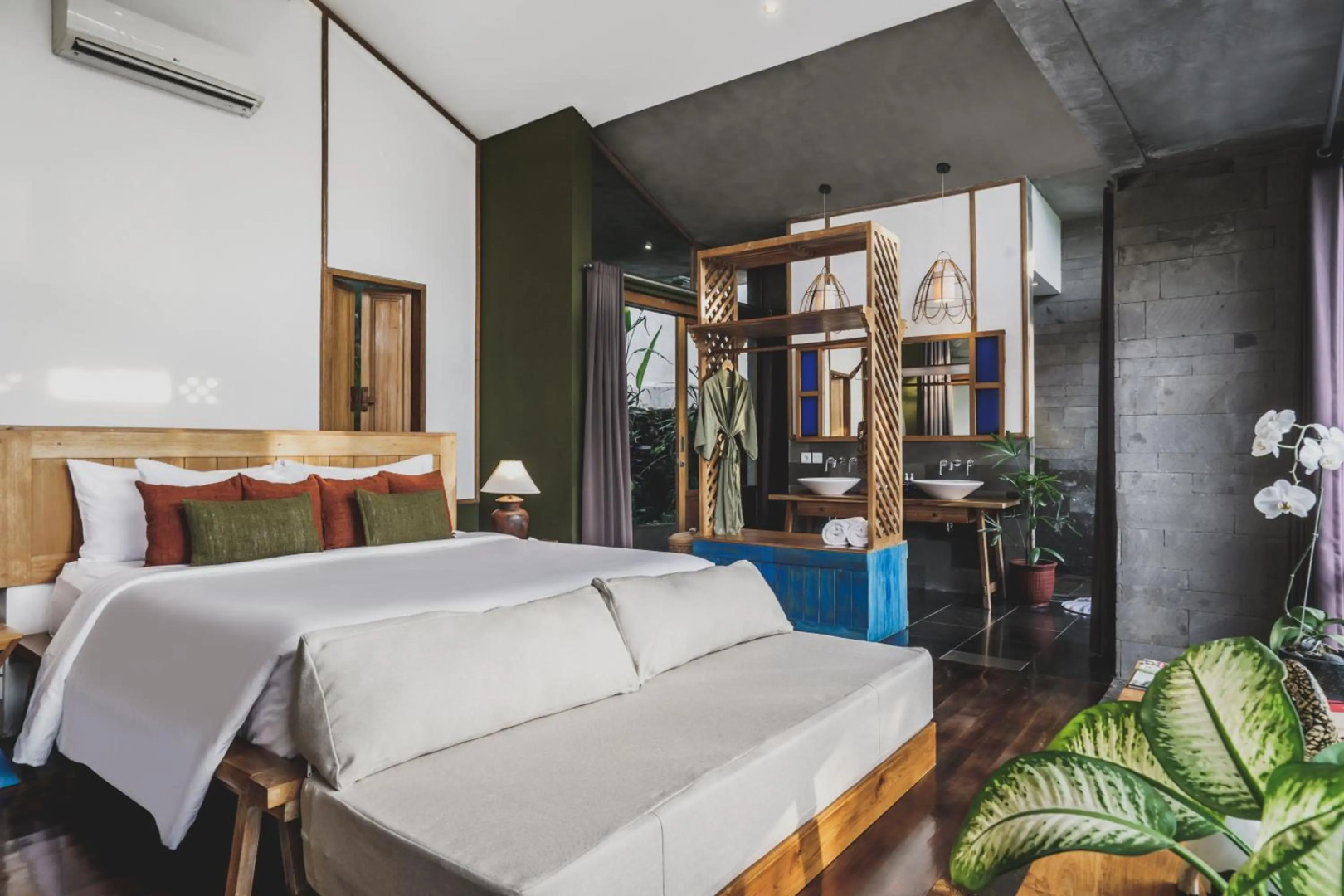 Amora Ubud Boutique Villas