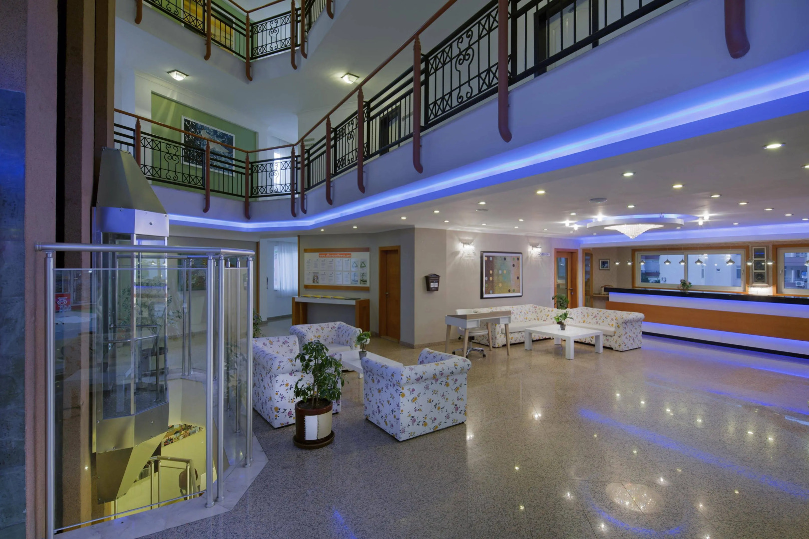 Villa Moonflower Apart Hotel