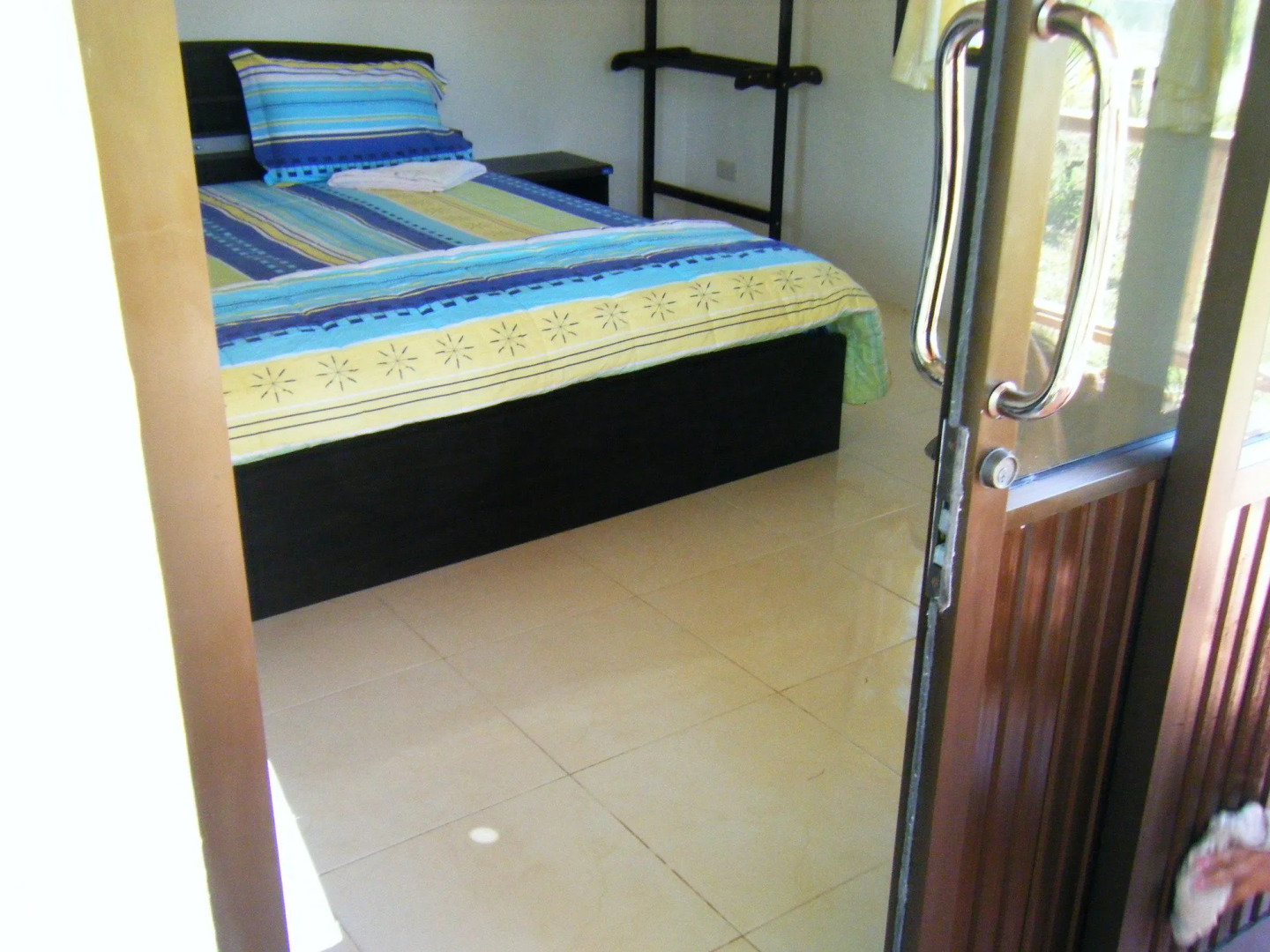 Pranee Beach Bungalows