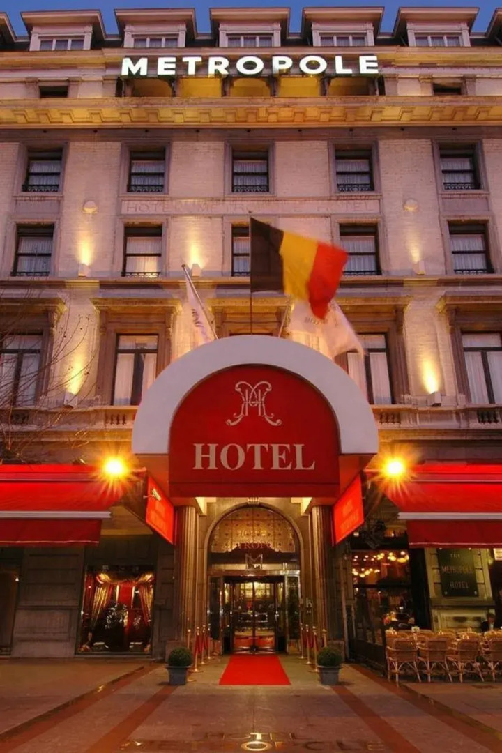 Отель Metropole