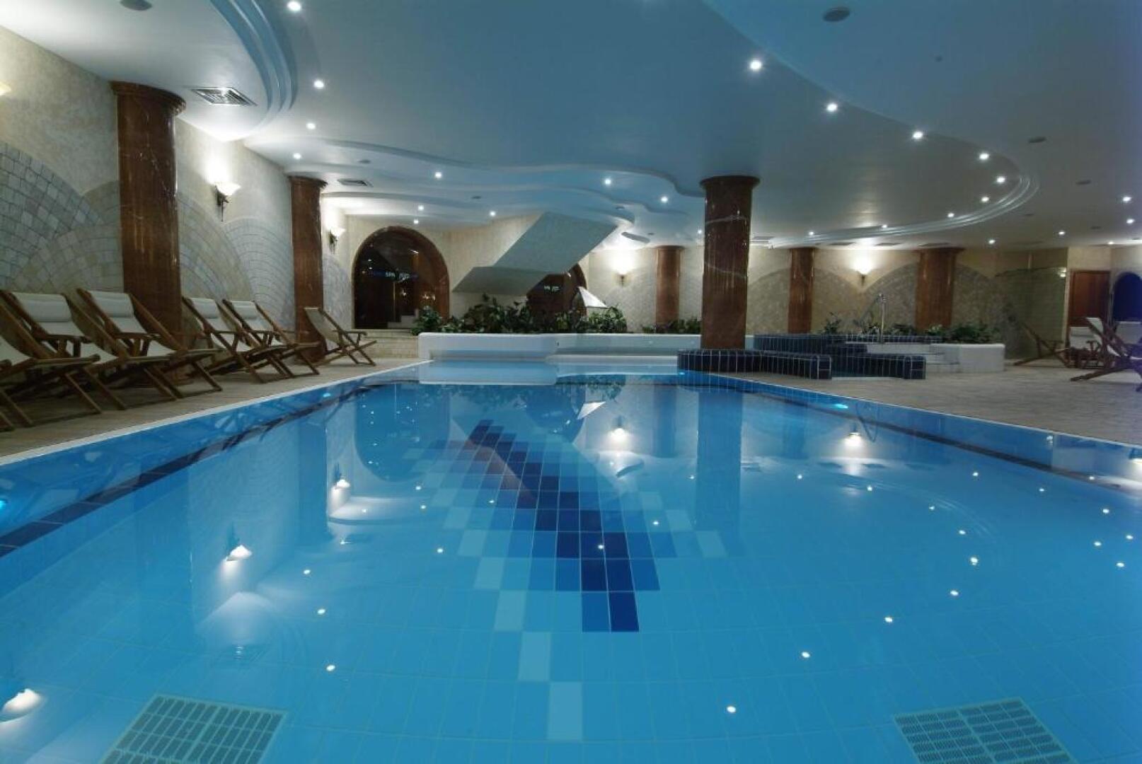 Gai Beach Resort Spa Hotel