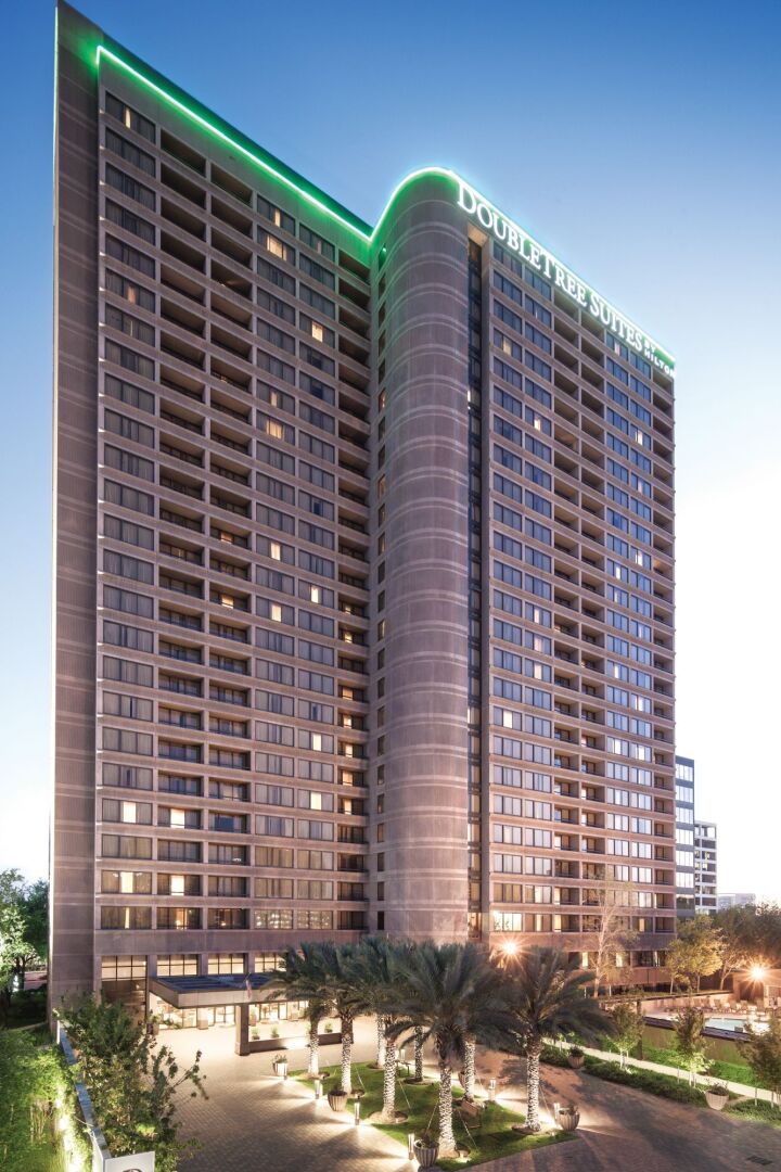 DoubleTree by Hilton Hotel & Suites Houston by the Galleria