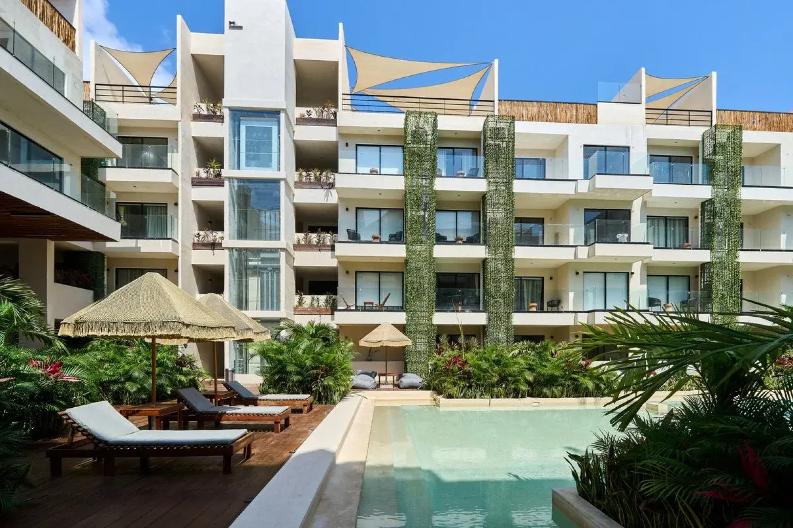 Bakal Residence By Lockey